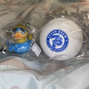 7 Brew Blue Ocean Breeze Yellow Duck & Flavor Madness 2025 Foam Basketball NEW